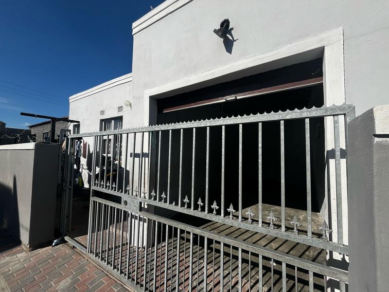 2 Bedroom Property for Sale in Leiden Western Cape